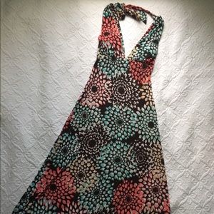 XOXO floral print maxi dress in size small